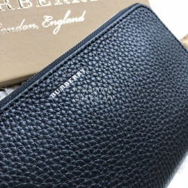 Burberry New Zipper Long Wallet Black