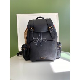 Burberry Black Leather Plaid Leisure Backpack