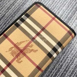 Burberry Classic Plaid Zipper Long Wallet Brown