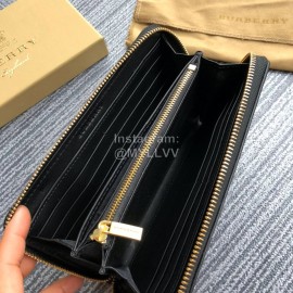 Burberry Classic Plaid Zipper Long Wallet Brown