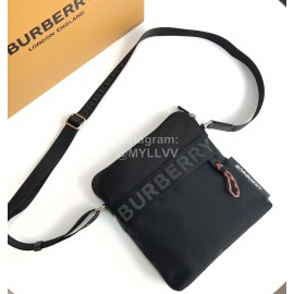 Burberry Black Nylon Fashion Messenger Bag