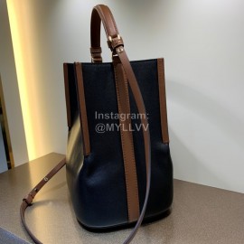 Burberry Summer Cowhide Bucket Bag Black