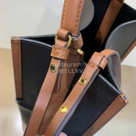 Burberry Summer Cowhide Bucket Bag Black