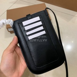 Burberry Simple Black Leather Card Bag