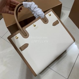 Burberry Fashion White Handbag For Women