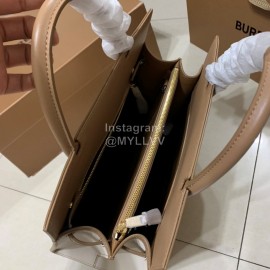 Burberry Fashion White Handbag For Women