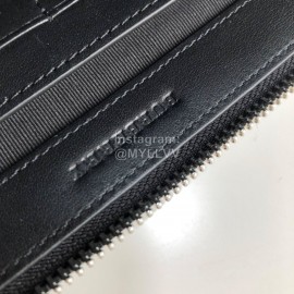 Burberry Printed Leather Zipper Handbag