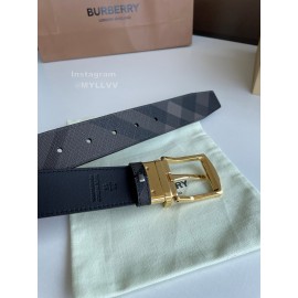 Burberry New London Plaid Calf Leather Gold Pin Buckle 35mm Belt