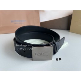 Burberry New London Plaid Calf Leather Gun Color Steel Buckle Belt