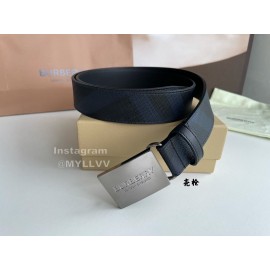 Burberry New London Plaid Calf Leather Gun Color Steel Buckle Belt