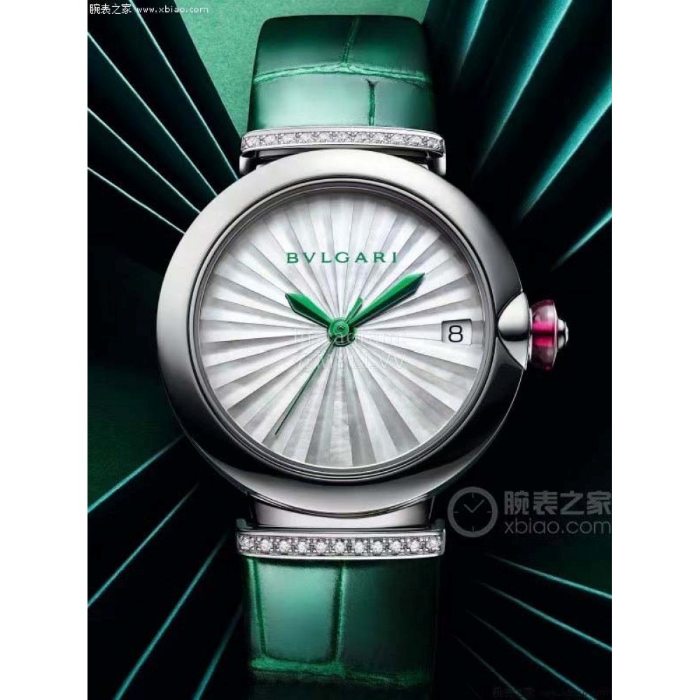 Bvlgari Lvcea Sapphire Crystal Diamond Watch Green