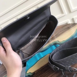 Bottega Veneta Fashion Winter Woven Leather Handbag Gray