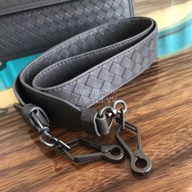 Bottega Veneta Fashion Winter Woven Leather Handbag Gray