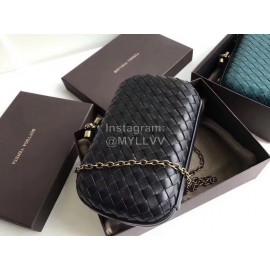 Bottega Veneta Sheepskin Woven Antique Hand Bag Black
