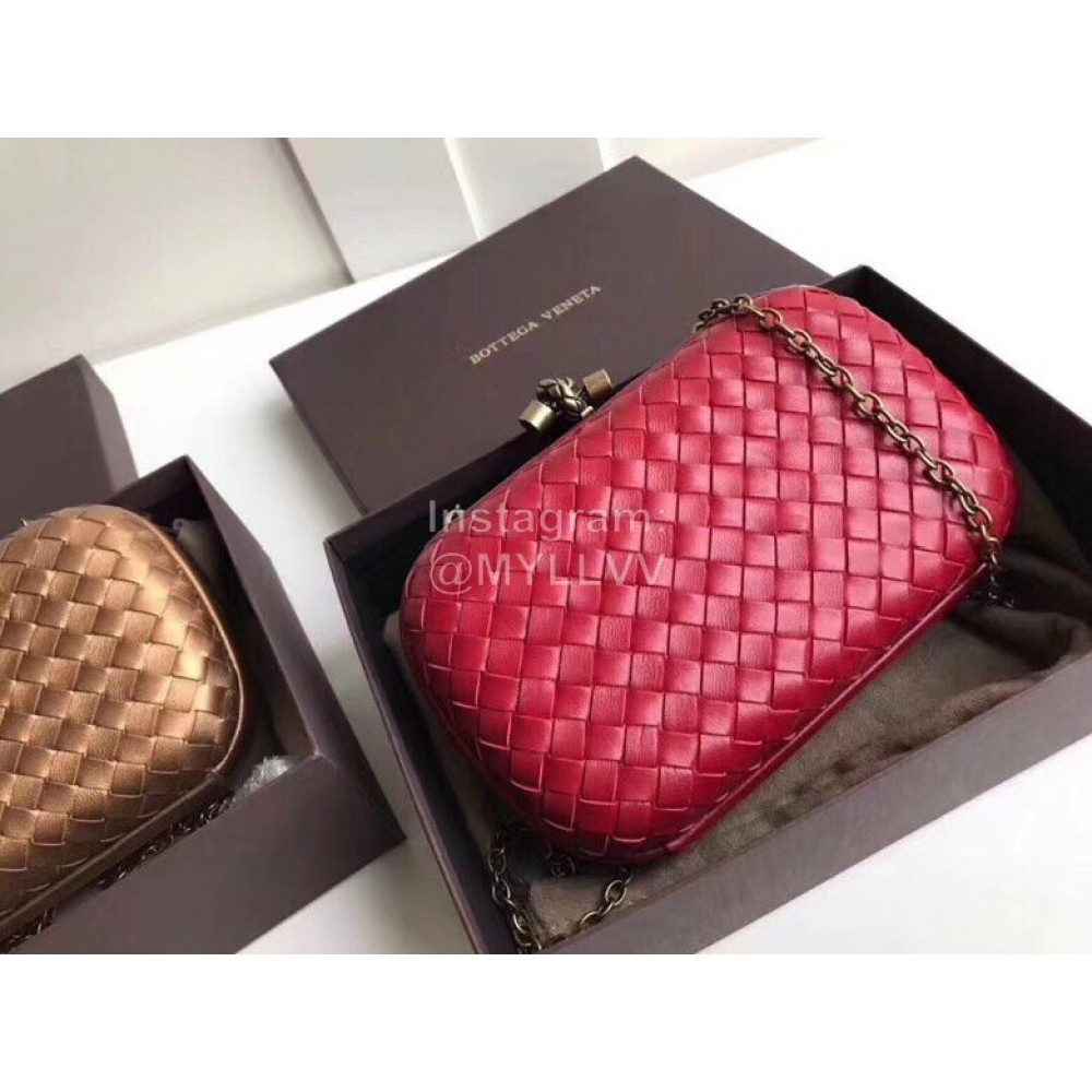 Bottega Veneta Sheepskin Woven Antique Hand Bag Red