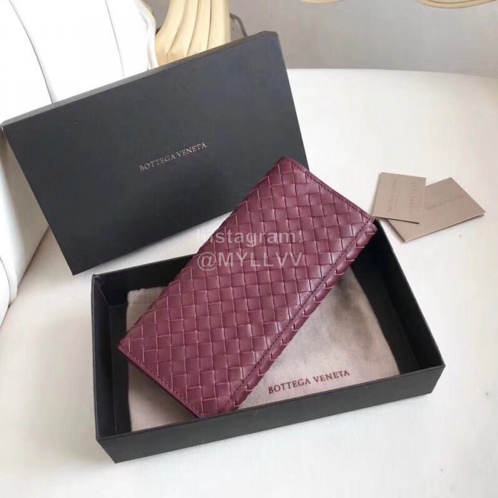 Bottega Veneta Classic Long Folding Cowhide Wallet Purplish Red