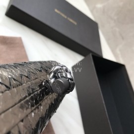 Bottega Veneta Fashionable Cowhide Knitting Party Bag Silver