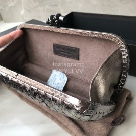 Bottega Veneta Fashionable Cowhide Knitting Party Bag Silver