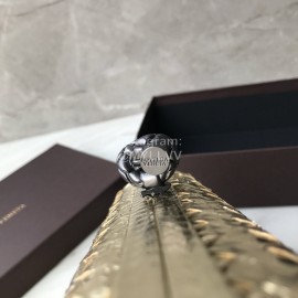 Bottega Veneta Fashionable Cowhide Knitting Party Bag Gold