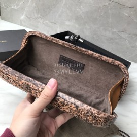 Bottega Veneta Fashionable Cowhide Knitting Party Bag Coffee