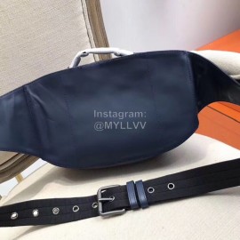 Bottega Veneta Fashionable Cowhide Chest Bag Waist Bag Blue