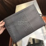 Bottega Veneta Fashion Woven Leather Handbag For Men Gray