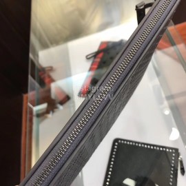 Bottega Veneta Fashion Woven Leather Handbag For Men Gray