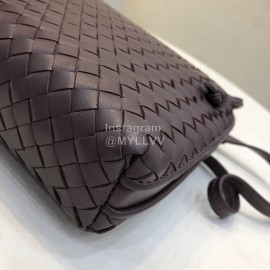 Bottega Veneta Fashionable Sheepskin Woven Messenger Bag