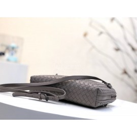Bottega Veneta Fashionable Sheepskin Woven Messenger Bag Gray