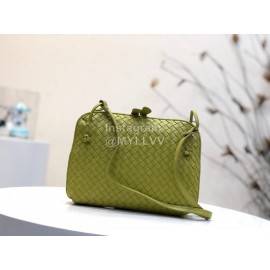 Bottega Veneta Fashionable Sheepskin Woven Messenger Bag Yellow