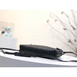 Bottega Veneta Fashion Sheepskin Woven Messenger Bag Black