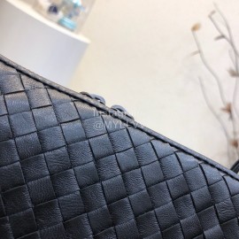 Bottega Veneta Fashion Sheepskin Woven Messenger Bag Black