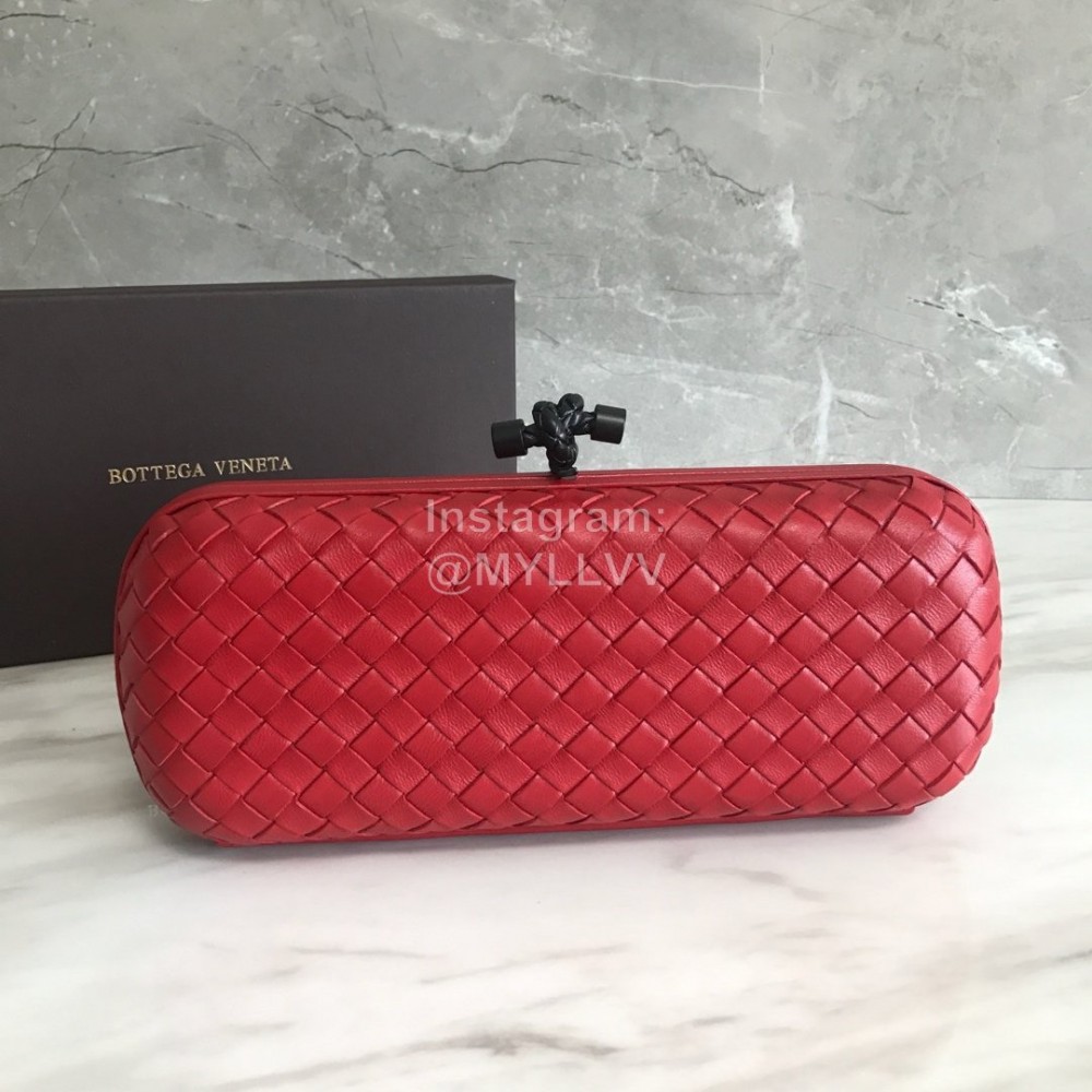 Bottega Veneta Fashionable Sheepskin Woven Hand Bag For Women Red