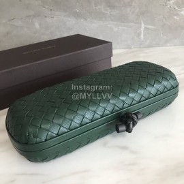 Bottega Veneta Fashionable Sheepskin Woven Hand Bag For Women Green