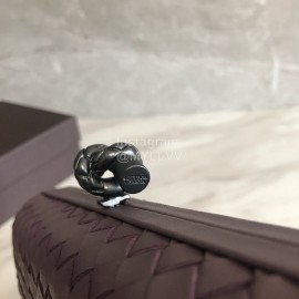 Bottega Veneta Fashionable Sheepskin Woven Hand Bag For Women Purple