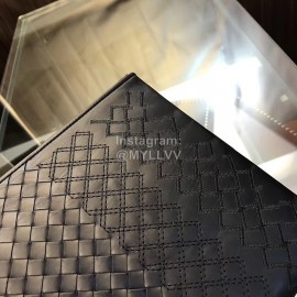 Bottega Veneta Leather Woven Handbag For Men
