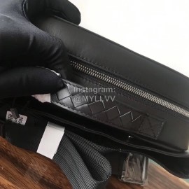 Bottega Veneta Fashion Top Leather Waist Bag Black