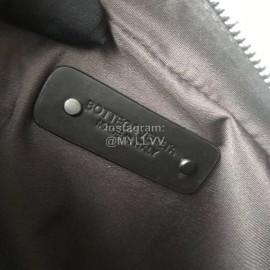 Bottega Veneta Fashion Top Leather Waist Bag Black