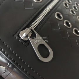 Bottega Veneta Fashion Top Leather Waist Bag Black