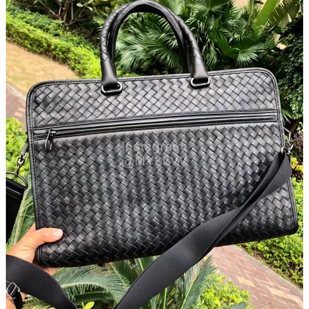 Bottega Veneta Simple Woven Cowhide Business Leisure Handbag For Men 248395