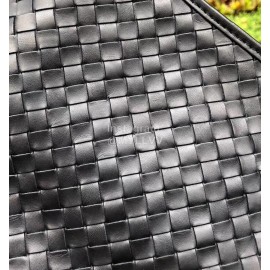 Bottega Veneta Simple Woven Cowhide Business Leisure Handbag For Men 248395