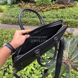 Bottega Veneta Simple Woven Cowhide Business Leisure Handbag For Men 248395