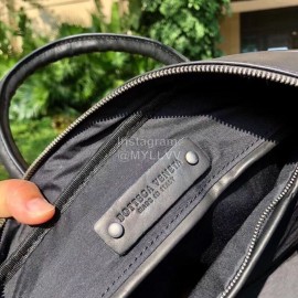 Bottega Veneta Simple Woven Cowhide Business Leisure Handbag For Men 194668