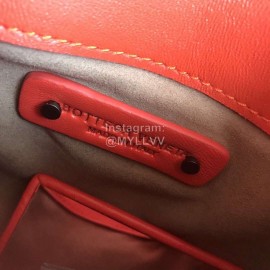 Bottega Veneta Fashionable Lambskin Woven Messenger Bag For Women Red
