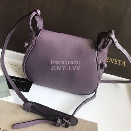 Bottega Veneta Fashionable Lambskin Woven Messenger Bag For Women Purple