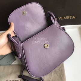 Bottega Veneta Fashionable Lambskin Woven Messenger Bag For Women Purple