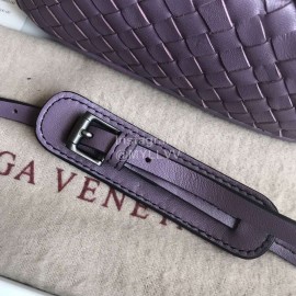 Bottega Veneta Fashionable Lambskin Woven Messenger Bag For Women Purple