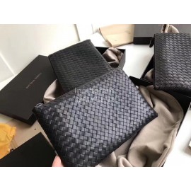 Bottega Veneta Simple Cowhide Woven Zipper Handbag For Men 301204