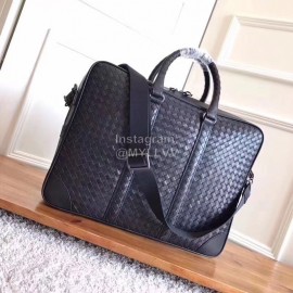 Bottega Veneta Simple Leather Woven Portable Briefcase 194668