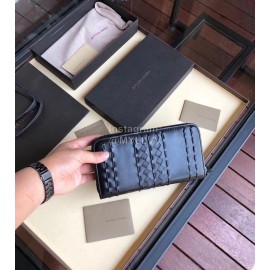 Bottega Veneta Classic Cowhide Woven Long Zipper Wallet Black 114076